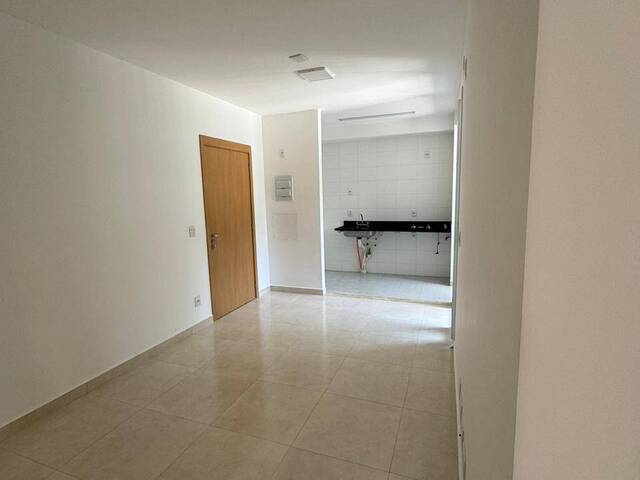 #3 - Apartamento para Venda em Jundiaí - SP - 2